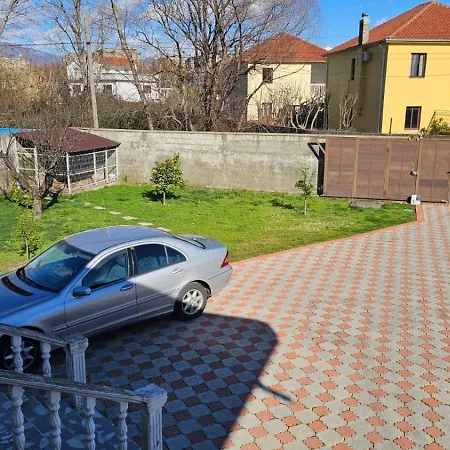 Arditi's 게스트하우스 Shkodër